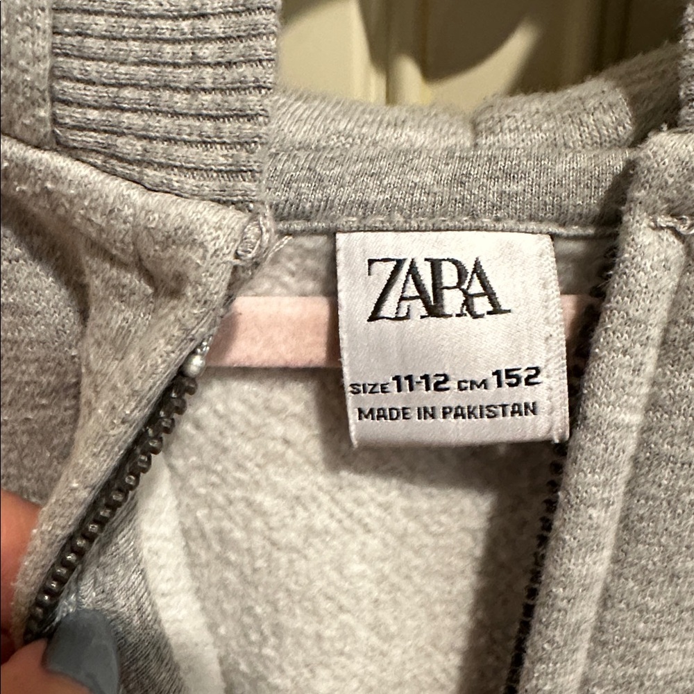 Zara Light Gray Zip-Up Hoodie - Picture 3 of 7